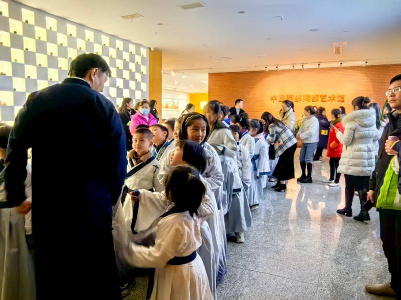文化赋能：康保县魔创文旅挖掘城市文化资源的实践探索